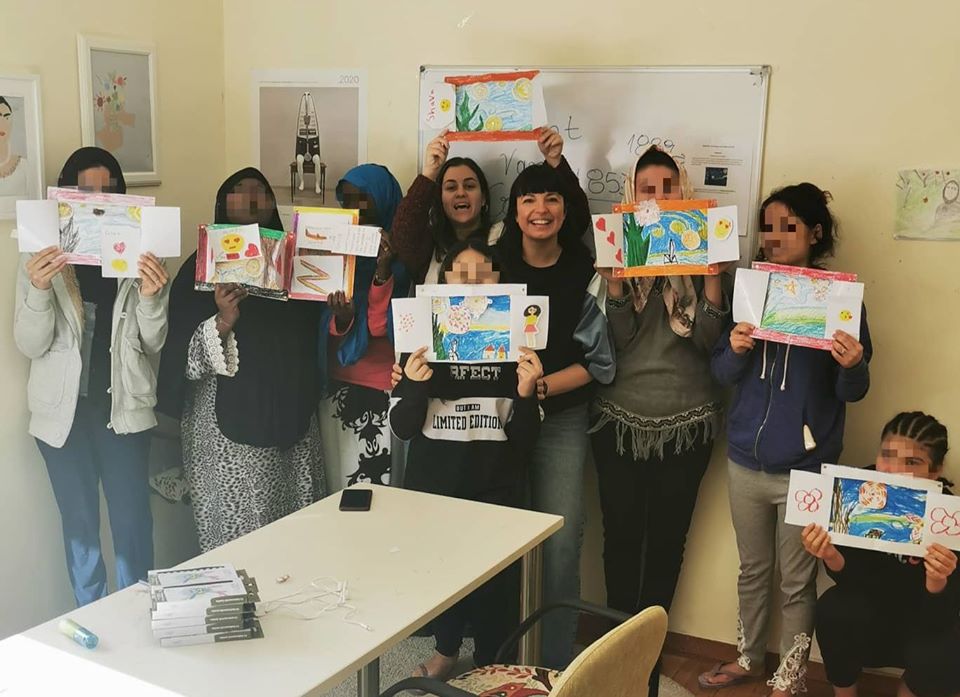 ΟΙΚΟΣ σε επαφή με την τέχνη